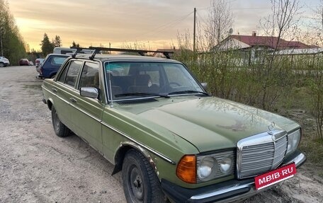 Mercedes-Benz W123, 1985 год, 1 фотография
