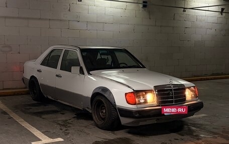 Mercedes-Benz E-Класс, 1992 год, 200 000 рублей, 3 фотография