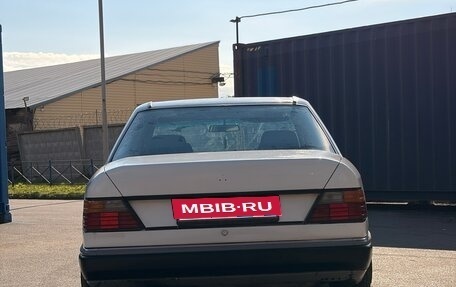 Mercedes-Benz E-Класс, 1992 год, 200 000 рублей, 6 фотография