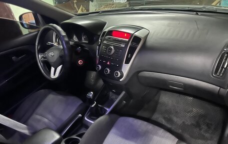 KIA cee'd I рестайлинг, 2011 год, 450 000 рублей, 13 фотография