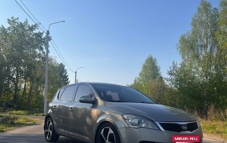 KIA cee'd I рестайлинг, 2011 год, 450 000 рублей, 8 фотография