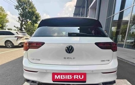 Volkswagen Golf VIII, 2023 год, 1 760 000 рублей, 4 фотография