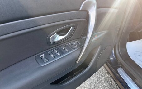 Renault Latitude I, 2010 год, 620 000 рублей, 13 фотография
