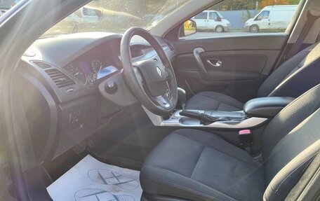 Renault Latitude I, 2010 год, 620 000 рублей, 12 фотография