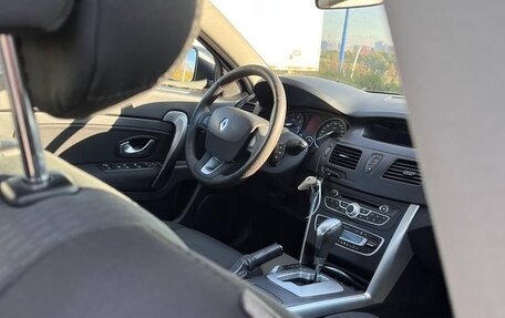 Renault Latitude I, 2010 год, 620 000 рублей, 23 фотография