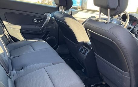Renault Latitude I, 2010 год, 620 000 рублей, 24 фотография