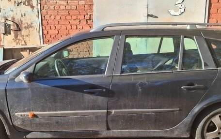 Renault Laguna II, 2002 год, 220 000 рублей, 4 фотография