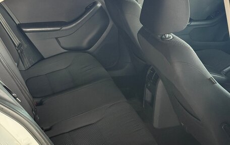 Volkswagen Jetta VI, 2012 год, 690 000 рублей, 11 фотография