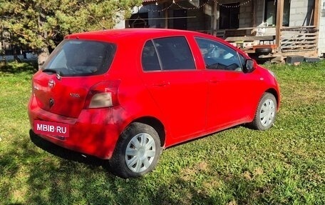 Toyota Yaris III рестайлинг, 2007 год, 440 000 рублей, 4 фотография