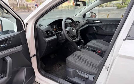 Volkswagen Tharu, 2023 год, 1 600 000 рублей, 11 фотография