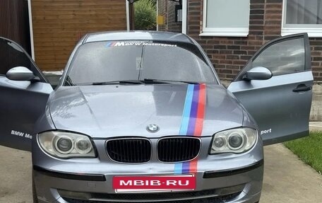 BMW 1 серия, 2006 год, 350 000 рублей, 8 фотография