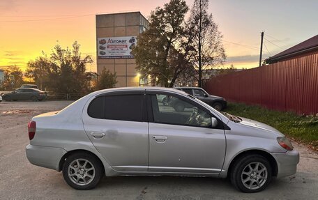 Toyota Platz, 2002 год, 320 000 рублей, 4 фотография