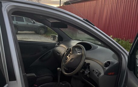 Toyota Platz, 2002 год, 320 000 рублей, 7 фотография