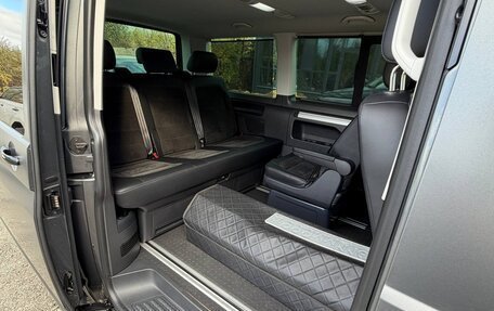 Volkswagen Multivan T6 рестайлинг, 2022 год, 8 500 000 рублей, 9 фотография
