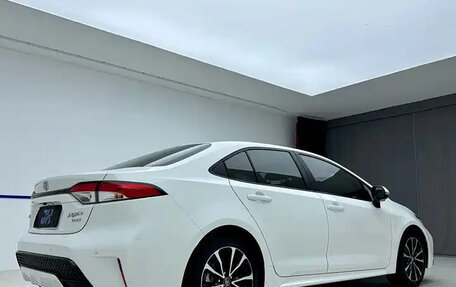Toyota Corolla, 2022 год, 1 400 000 рублей, 3 фотография