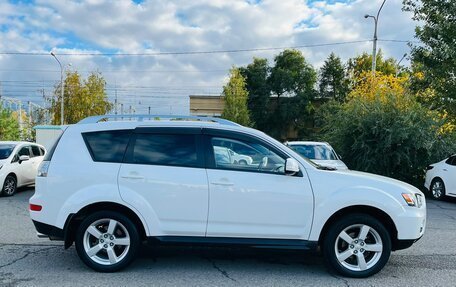 Mitsubishi Outlander III рестайлинг 3, 2010 год, 1 249 000 рублей, 5 фотография