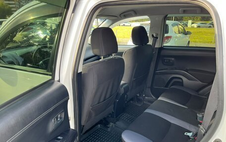 Mitsubishi Outlander III рестайлинг 3, 2010 год, 1 249 000 рублей, 11 фотография