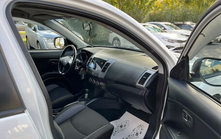 Mitsubishi Outlander III рестайлинг 3, 2010 год, 1 249 000 рублей, 14 фотография