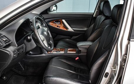 Toyota Camry, 2011 год, 1 200 000 рублей, 10 фотография