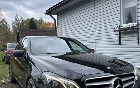 Mercedes-Benz E-Класс, 2014 год, 1 850 000 рублей, 3 фотография
