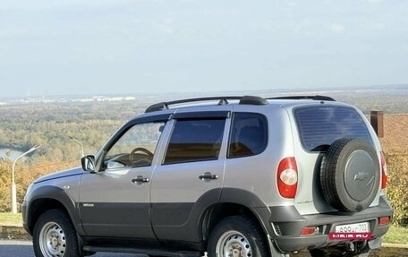 Chevrolet Niva I рестайлинг, 2015 год, 650 000 рублей, 4 фотография