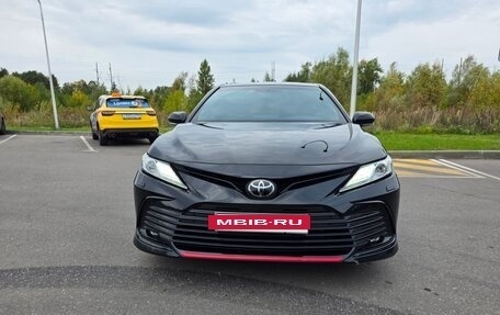 Toyota Camry, 2022 год, 4 650 000 рублей, 2 фотография
