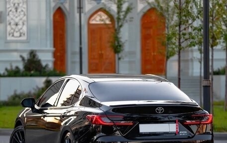 Toyota Camry, 2026 год, 4 100 000 рублей, 3 фотография