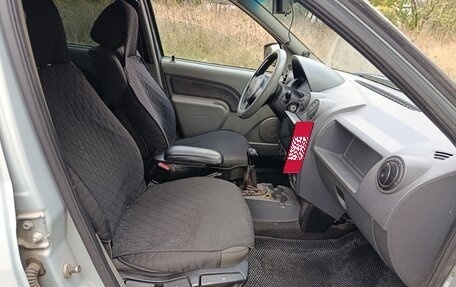 Renault Logan I, 2006 год, 300 000 рублей, 7 фотография