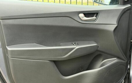 Hyundai Solaris II рестайлинг, 2017 год, 939 000 рублей, 14 фотография
