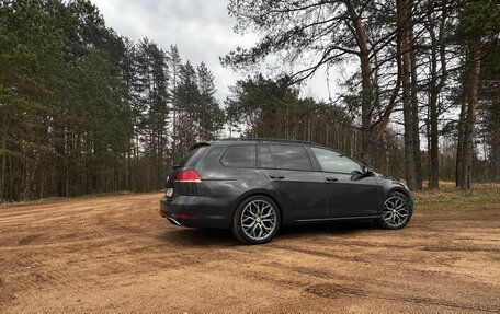 Volkswagen Golf VII, 2019 год, 1 990 000 рублей, 1 фотография