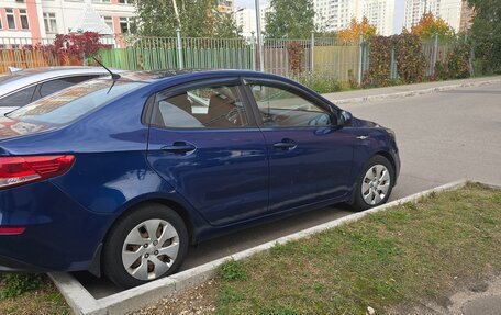 KIA Rio III рестайлинг, 2015 год, 1 300 000 рублей, 2 фотография
