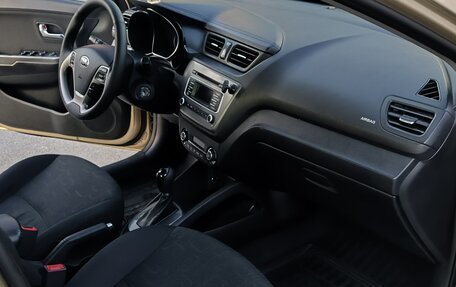 KIA Rio III рестайлинг, 2015 год, 890 000 рублей, 17 фотография