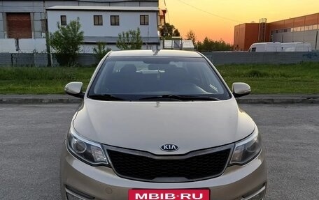 KIA Rio III рестайлинг, 2015 год, 890 000 рублей, 18 фотография