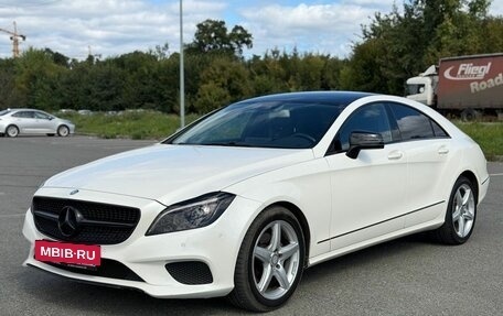 Mercedes-Benz CLS, 2015 год, 2 100 000 рублей, 3 фотография