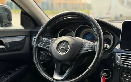 Mercedes-Benz CLS, 2015 год, 2 100 000 рублей, 15 фотография