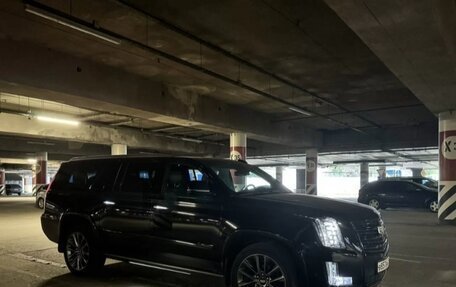 Cadillac Escalade IV, 2020 год, 5 900 000 рублей, 2 фотография
