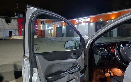 Ford Focus II рестайлинг, 2009 год, 750 000 рублей, 23 фотография
