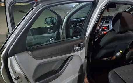 Ford Focus II рестайлинг, 2009 год, 750 000 рублей, 21 фотография