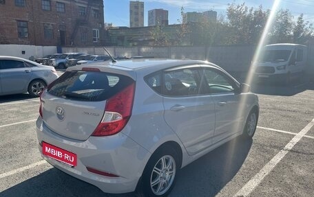 Hyundai Solaris II рестайлинг, 2014 год, 1 100 000 рублей, 2 фотография