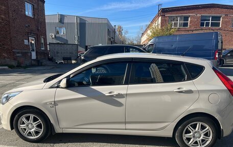 Hyundai Solaris II рестайлинг, 2014 год, 1 100 000 рублей, 10 фотография