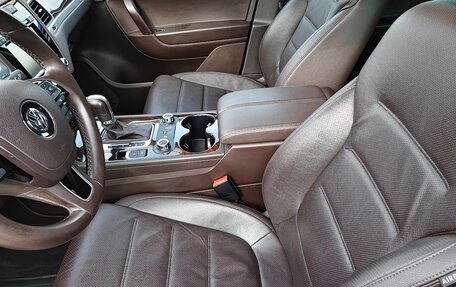 Volkswagen Touareg III, 2014 год, 2 590 000 рублей, 9 фотография