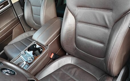 Volkswagen Touareg III, 2014 год, 2 590 000 рублей, 10 фотография