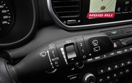 KIA Sportage IV рестайлинг, 2018 год, 2 390 000 рублей, 14 фотография