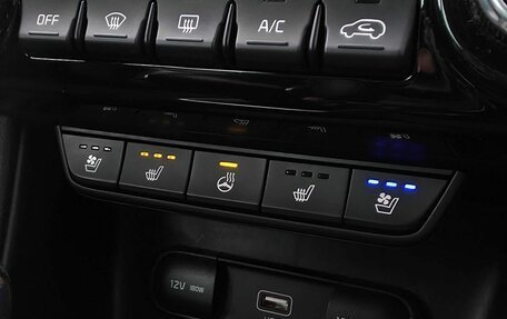 KIA Sportage IV рестайлинг, 2018 год, 2 390 000 рублей, 21 фотография