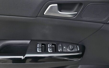 KIA Sportage IV рестайлинг, 2018 год, 2 390 000 рублей, 23 фотография