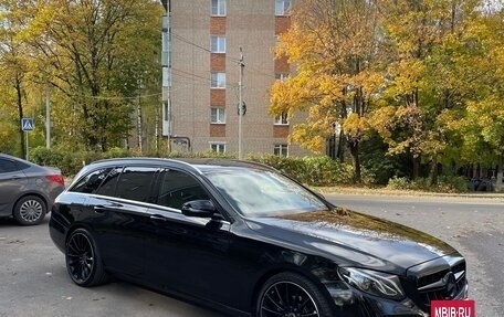 Mercedes-Benz E-Класс, 2019 год, 2 650 000 рублей, 11 фотография