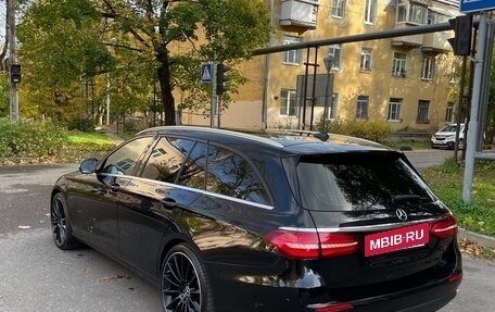 Mercedes-Benz E-Класс, 2019 год, 2 650 000 рублей, 12 фотография