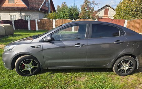 KIA Rio III рестайлинг, 2016 год, 880 000 рублей, 3 фотография