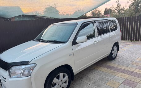 Toyota Probox I, 2016 год, 950 000 рублей, 3 фотография