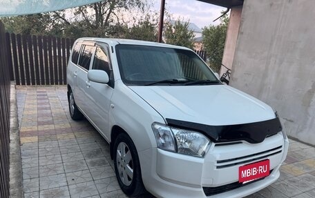 Toyota Probox I, 2016 год, 950 000 рублей, 2 фотография